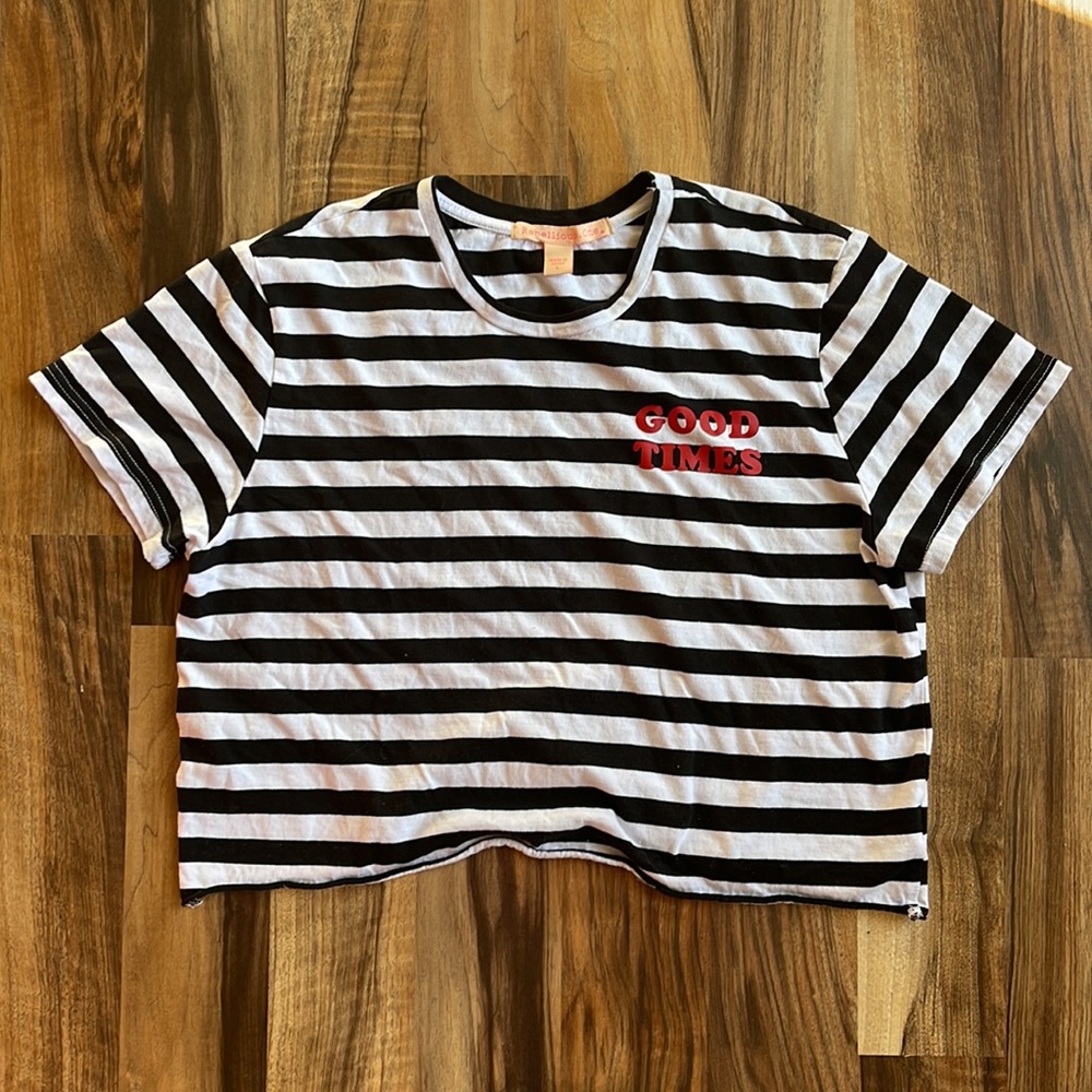 Rebellious One Striped Good Time Cropped Tee Size L